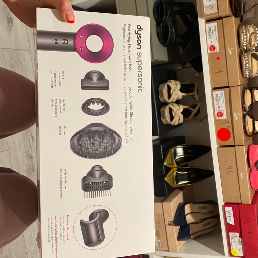 Dyson supersonic